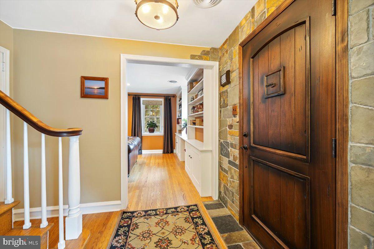 139 Henley Road Wynnewood, PA 19096 - Photo 5 of 46 Foyer