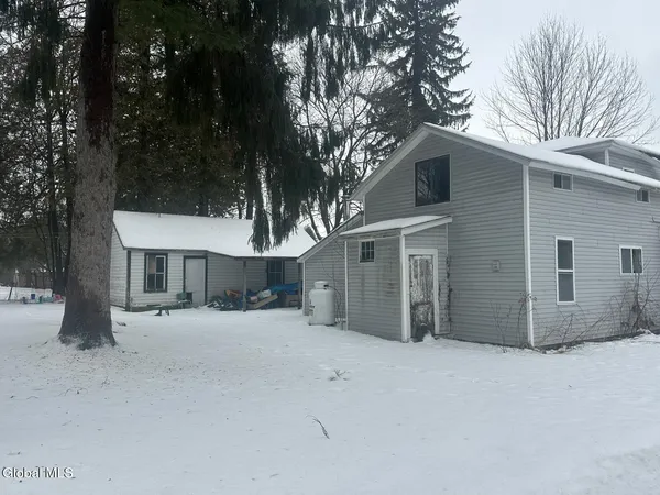 $69,900 | 60 East James Street, Richfield Springs, NY 13439