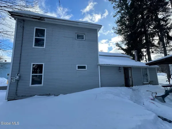 $69,900 | 60 East James Street, Richfield Springs, NY 13439