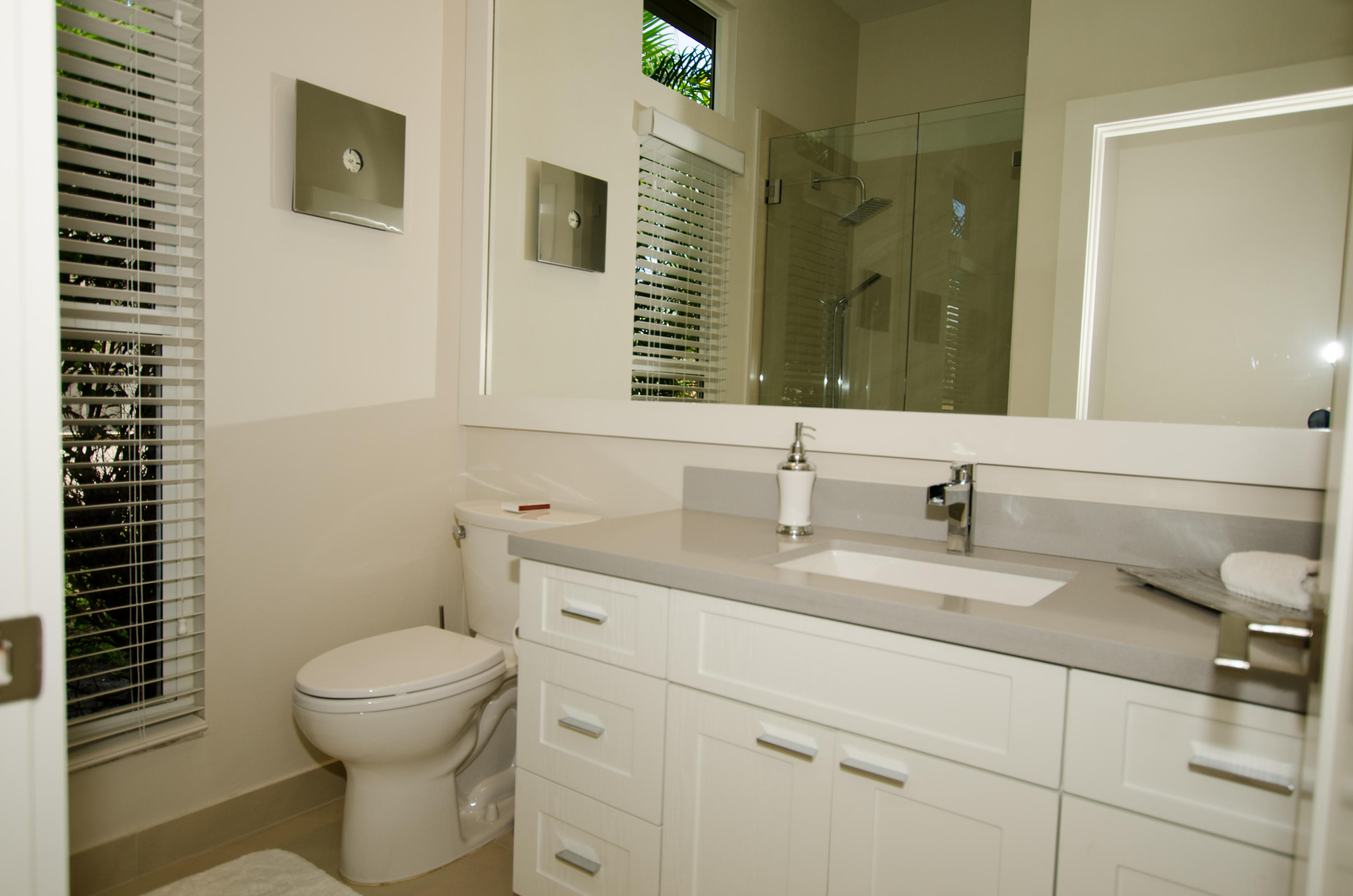2641 Northwest 48th Street Boca Raton, FL 33434 - Photo 30 of 50 Guest Bath