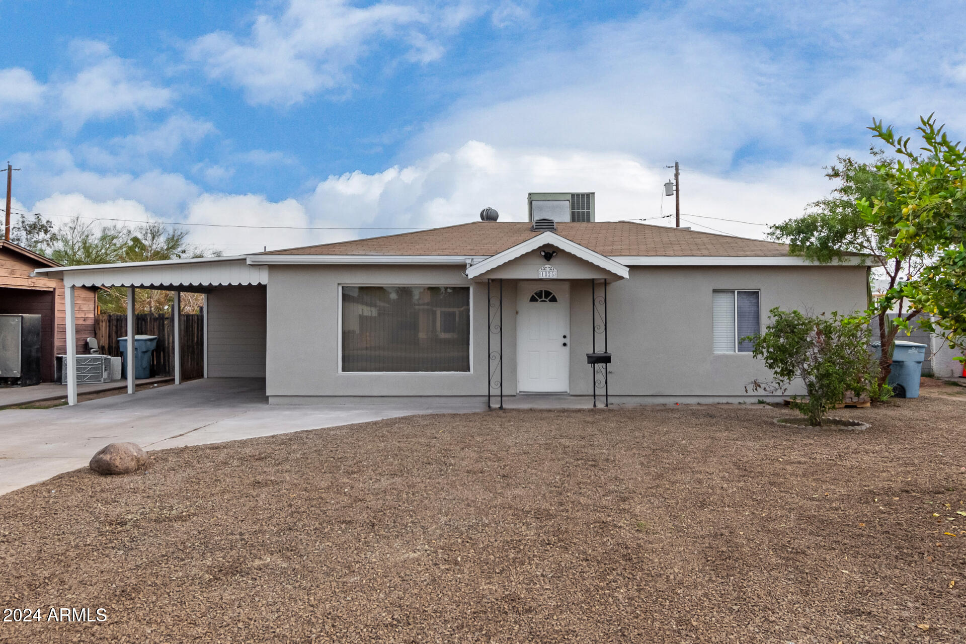1825 West Roma Avenue Phoenix, AZ 85015 - Photo 2 of 36 02 - Roma