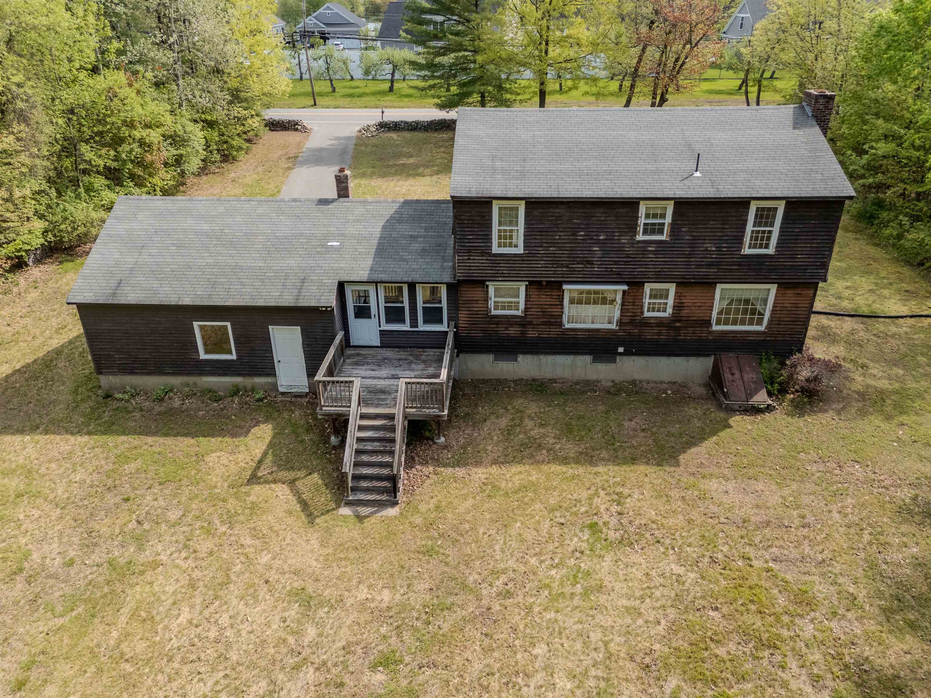 95 Gilcreast Road Londonderry, NH 03053 - Photo 29 of 42