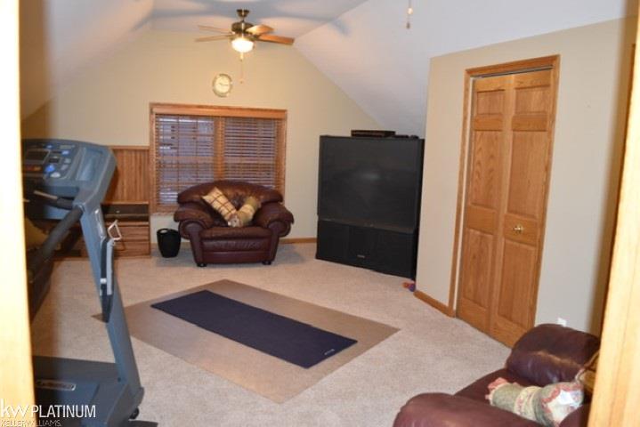 9615 Bartel Road Columbus, MI 48063 - Photo 38 of 44