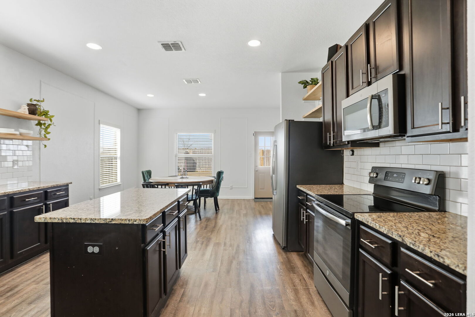 367 Hunters Ranch East San Antonio, TX 78253 - Photo 9 of 46