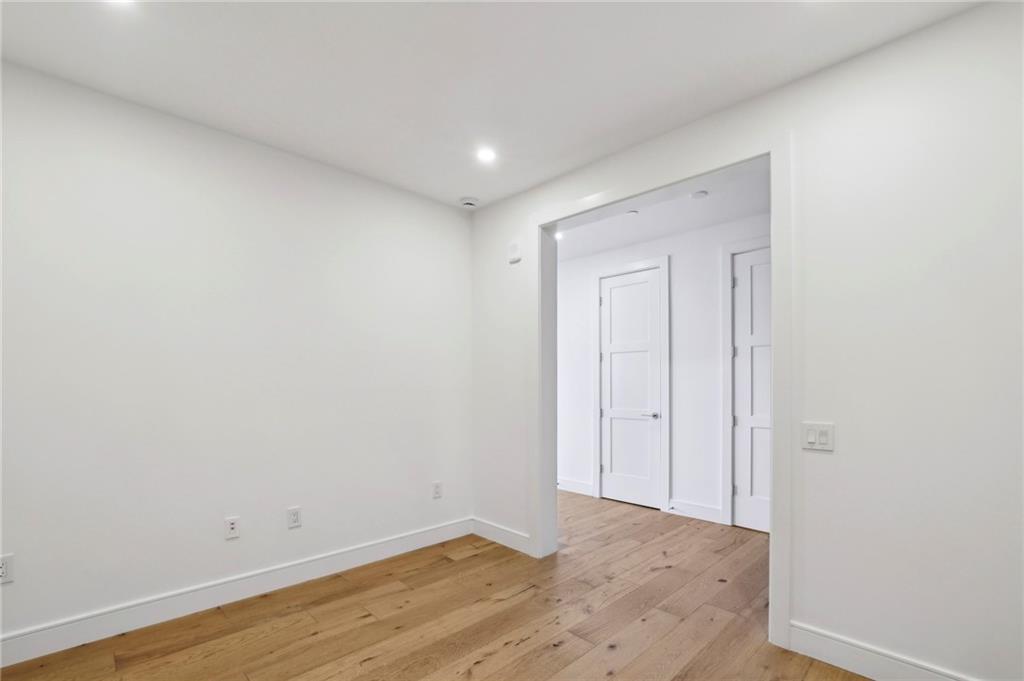 2425 Peachtree Road, Unit 501 Atlanta, GA 30305 - Photo 6 of 39 Gallery Image 6