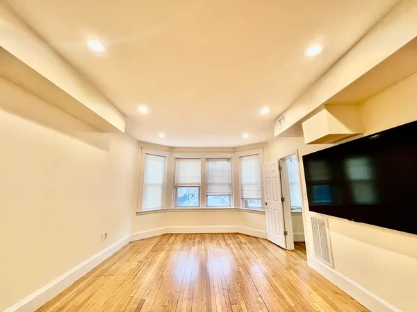 $7,500 | 69 Babcock Street, Unit 1, Brookline, MA 02446
