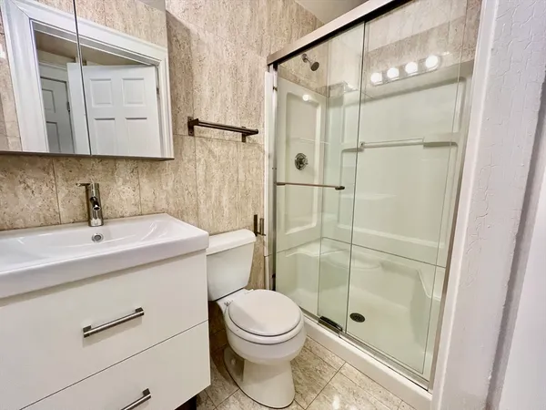 $7,500 | 69 Babcock Street, Unit 1, Brookline, MA 02446