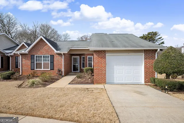 $274,900 | 130 Cornwallis Way, Fayetteville, GA 30214