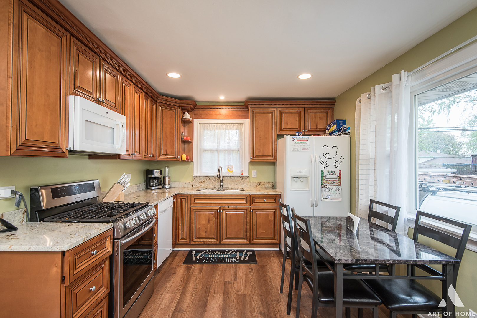 7518 Sholer Avenue Bridgeview, IL 60455 - Photo 9 of 22