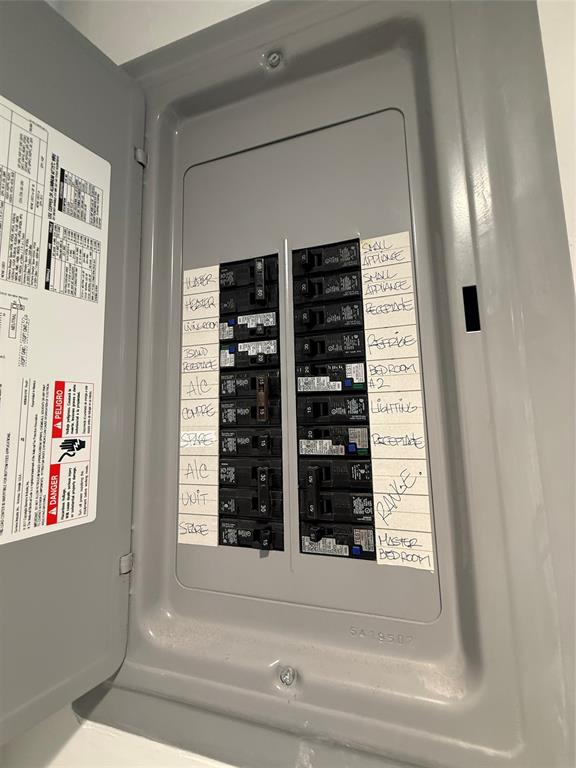 5601 Northwest 2nd Avenue, Unit 3190 Boca Raton, FL 33487 - Photo 16 of 16 a close up of a mirror