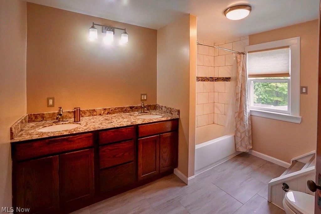 1593 Sheffield Road Cleveland, OH 44121 - Photo 21 of 33