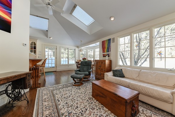 9 Lowell Road Wellesley, MA 02481 - Photo 13 of 30