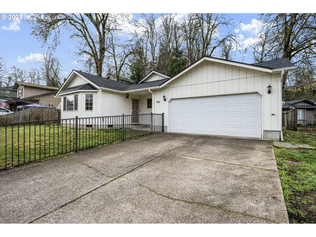 $394,999 | 662 South 44th Street, Springfield, OR 97478