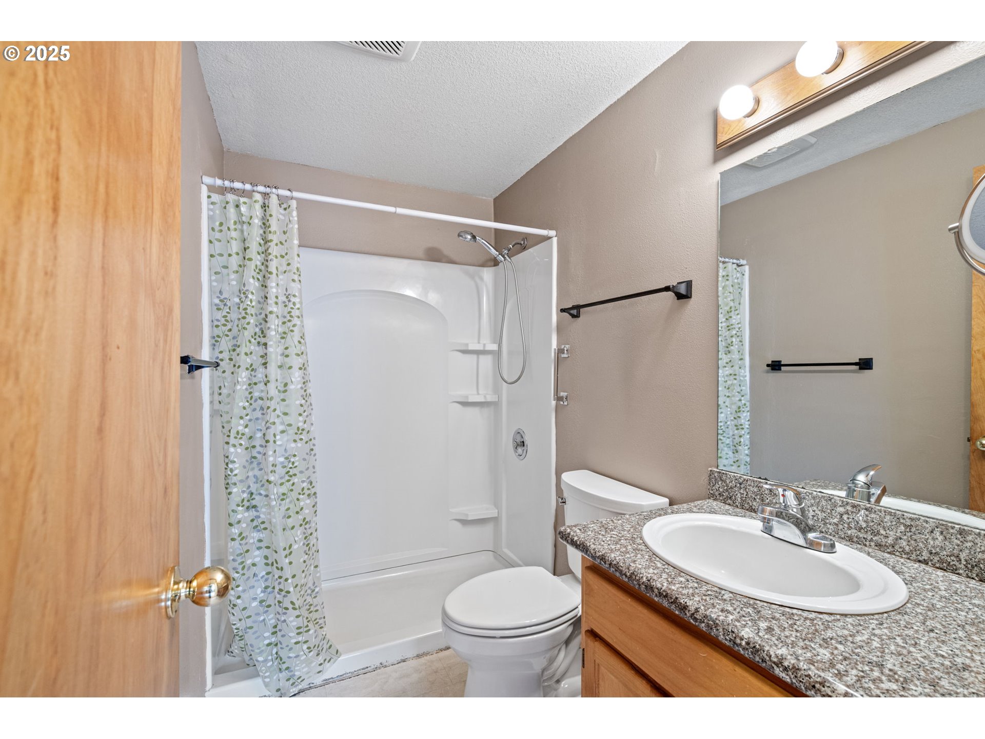 662 South 44th Street Springfield, OR 97478 - Photo 27 of 37