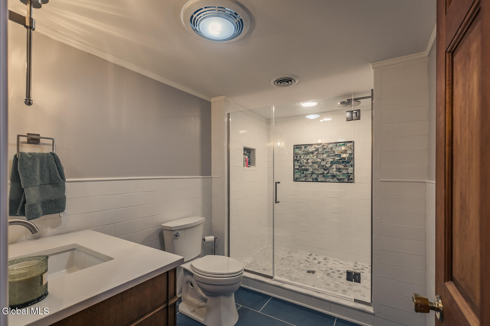 1532 South Shore Road Edinburg, NY 12835 - Photo 24 of 30 Primary Bathroom