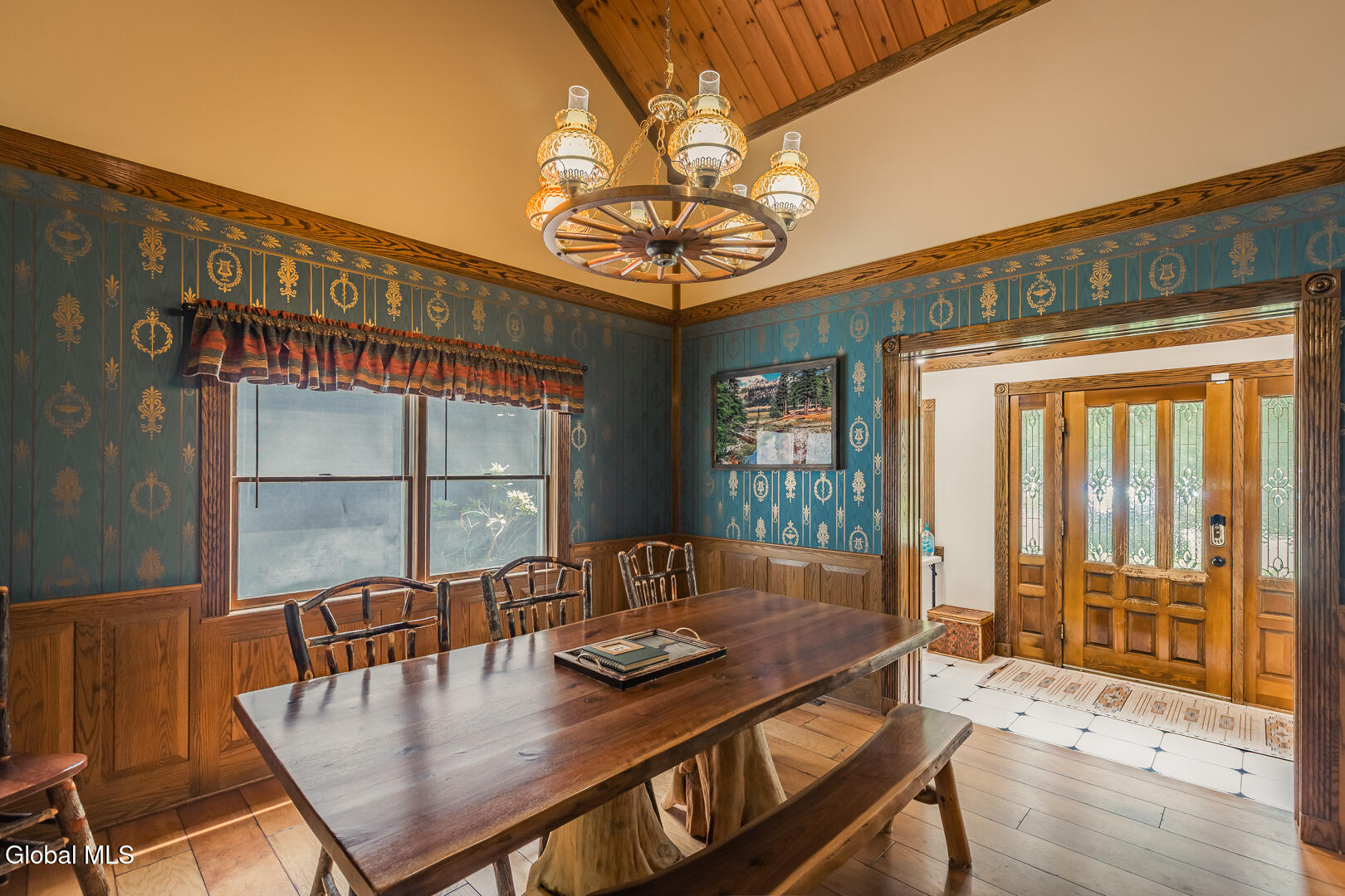 1532 South Shore Road Edinburg, NY 12835 - Photo 6 of 30 Dining Room to Foyer