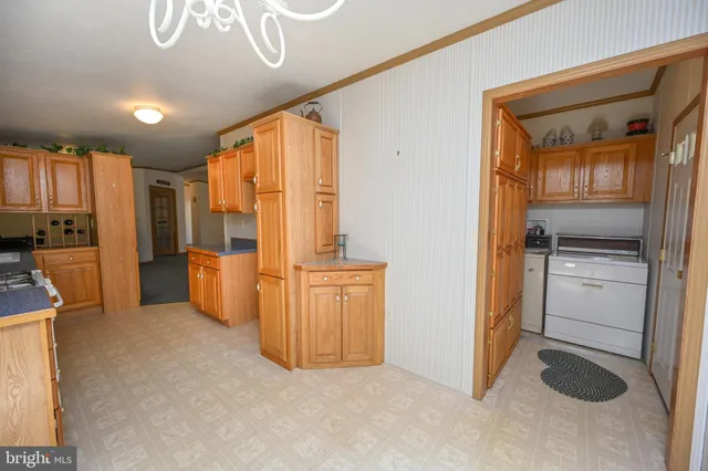 a view of livingroom with furniture and windows