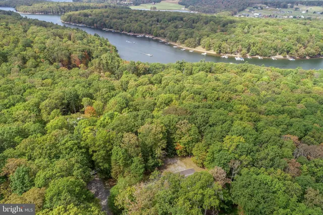 a view of swimming pool and lake view