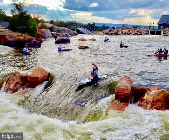 $398,000 | 332 High Point Drive, Swanton, MD 21561