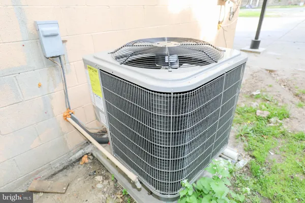 $1,800 | 103 R Waelchli Avenue, Halethorpe, MD 21227