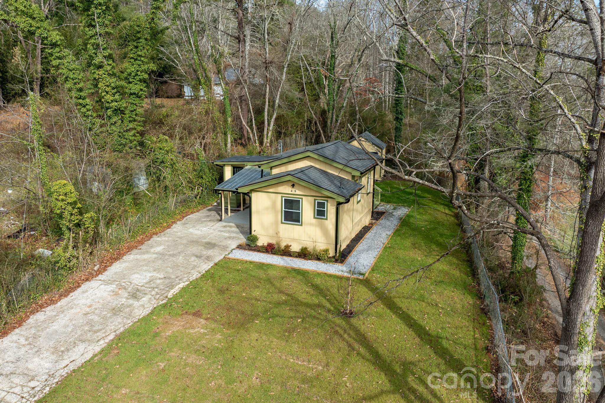 48 Elliott Road Brevard, NC 28712 - Photo 3 of 5 Gallery Image 3