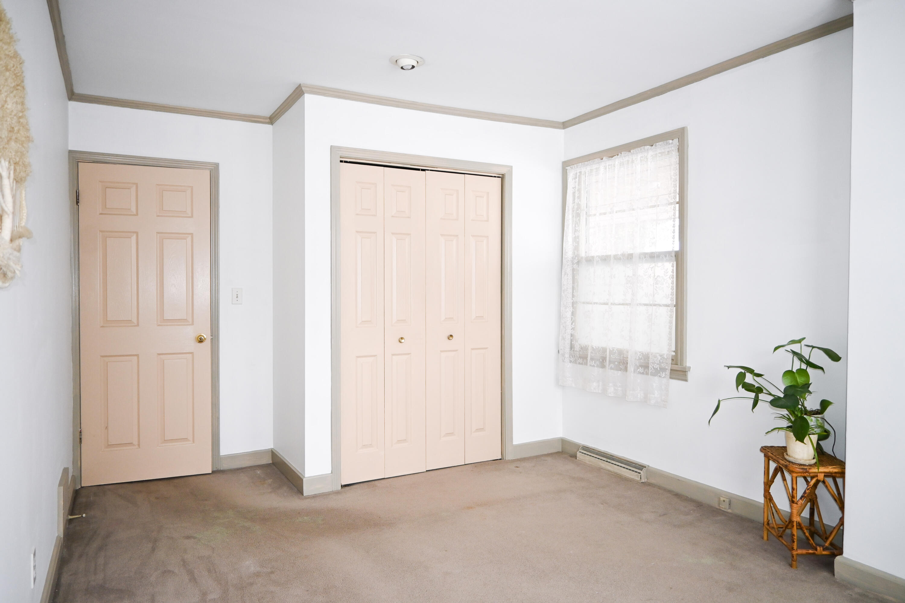 1206 Ruddiman Drive Muskegon, MI 49445 - Photo 30 of 33 Bedroom 2