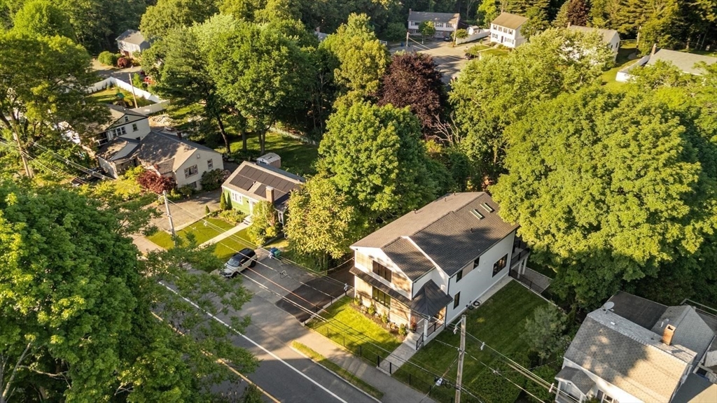 863 Main Street Reading, MA 01867 - Photo 4 of 42