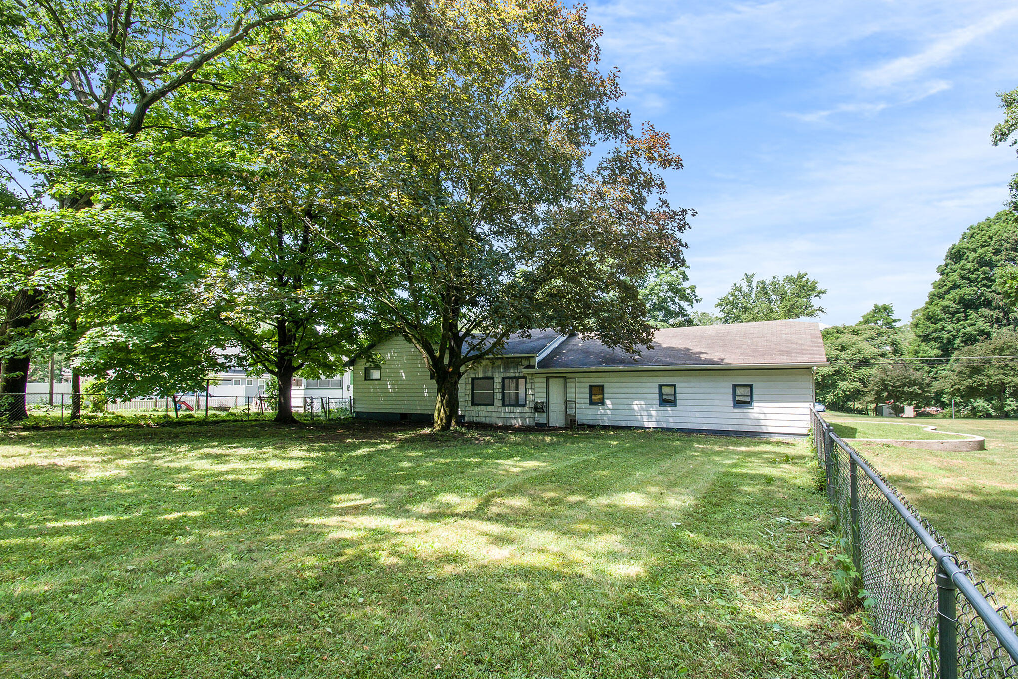 1314 8th Street Three Rivers, MI 49093 - Photo 18 of 19 DSC_5060