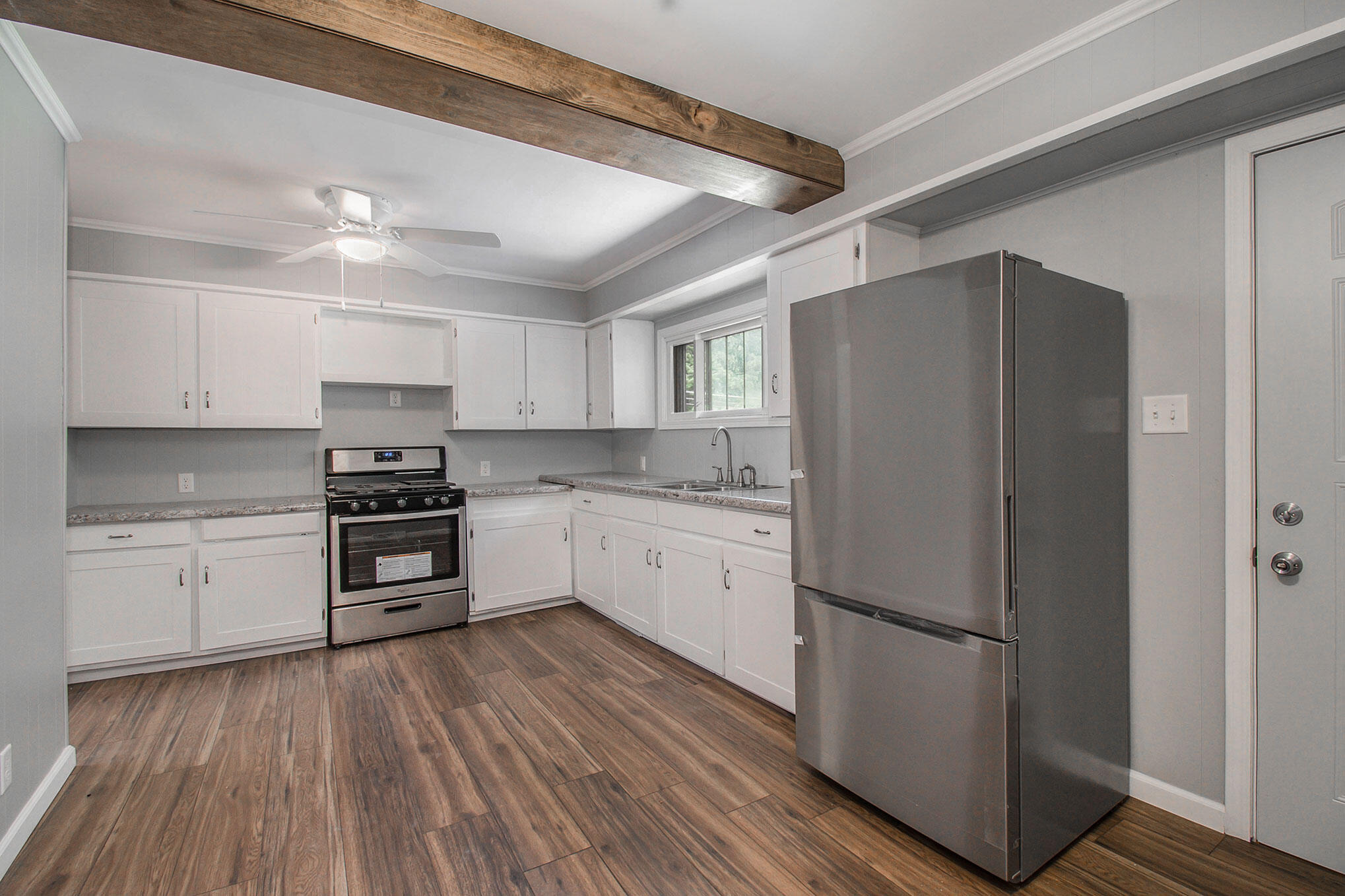 1314 8th Street Three Rivers, MI 49093 - Photo 8 of 19 DSC_5091