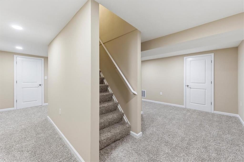 162 Foxwood Road Coraopolis, PA 15108 - Photo 32 of 42