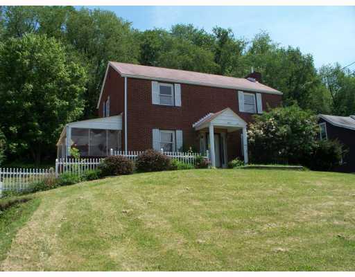 959 Cliff Mine Road Coraopolis, PA 15108 - Photo 1 of 1 Exterior Front.