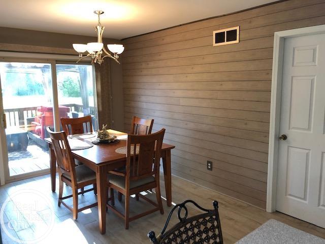101 Rella Rae Avenue Marysville, MI 48040 - Photo 19 of 56 50049766-18.JPG