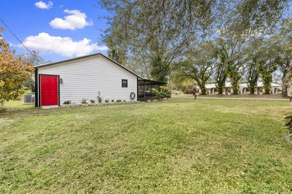 $299,900 | 3585 Southeast 8th Street, Okeechobee, FL 34974