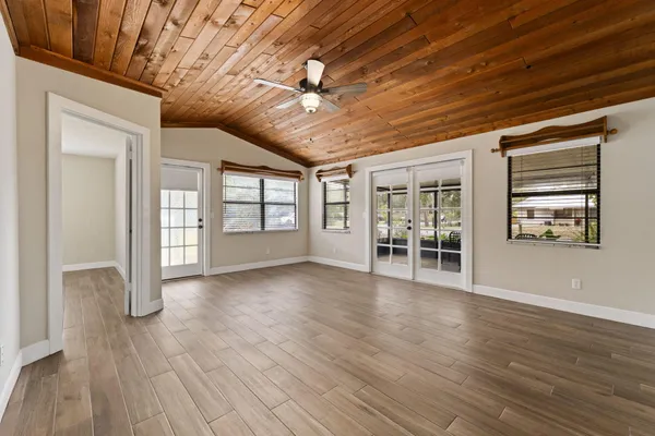 $299,900 | 3585 Southeast 8th Street, Okeechobee, FL 34974