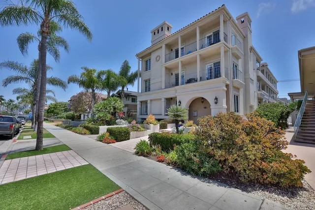 $6,000 | 229 Orange, Unit 3, Coronado, CA 92118