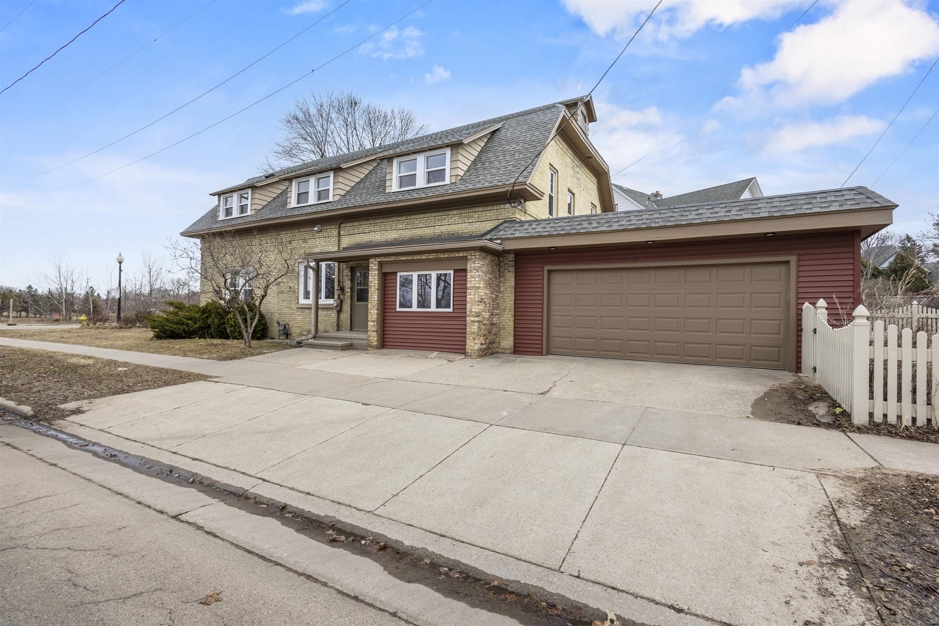 2157 Riverside Avenue Marinette, WI 54143 - Photo 54 of 67