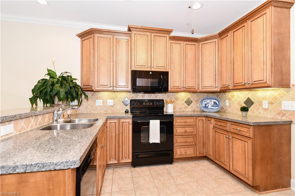 2348 Addison Boulevard High Point, NC 27262 - Photo 14 of 28 Gallery Image 14