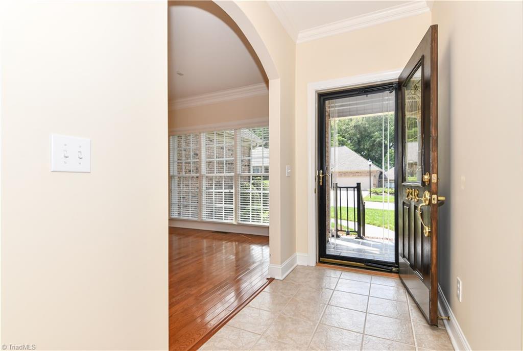 2348 Addison Boulevard High Point, NC 27262 - Photo 4 of 28 Gallery Image 4