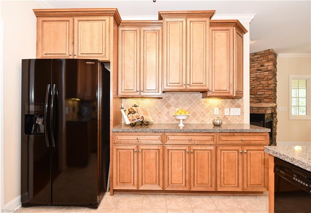 2348 Addison Boulevard High Point, NC 27262 - Photo 10 of 28 Gallery Image 10