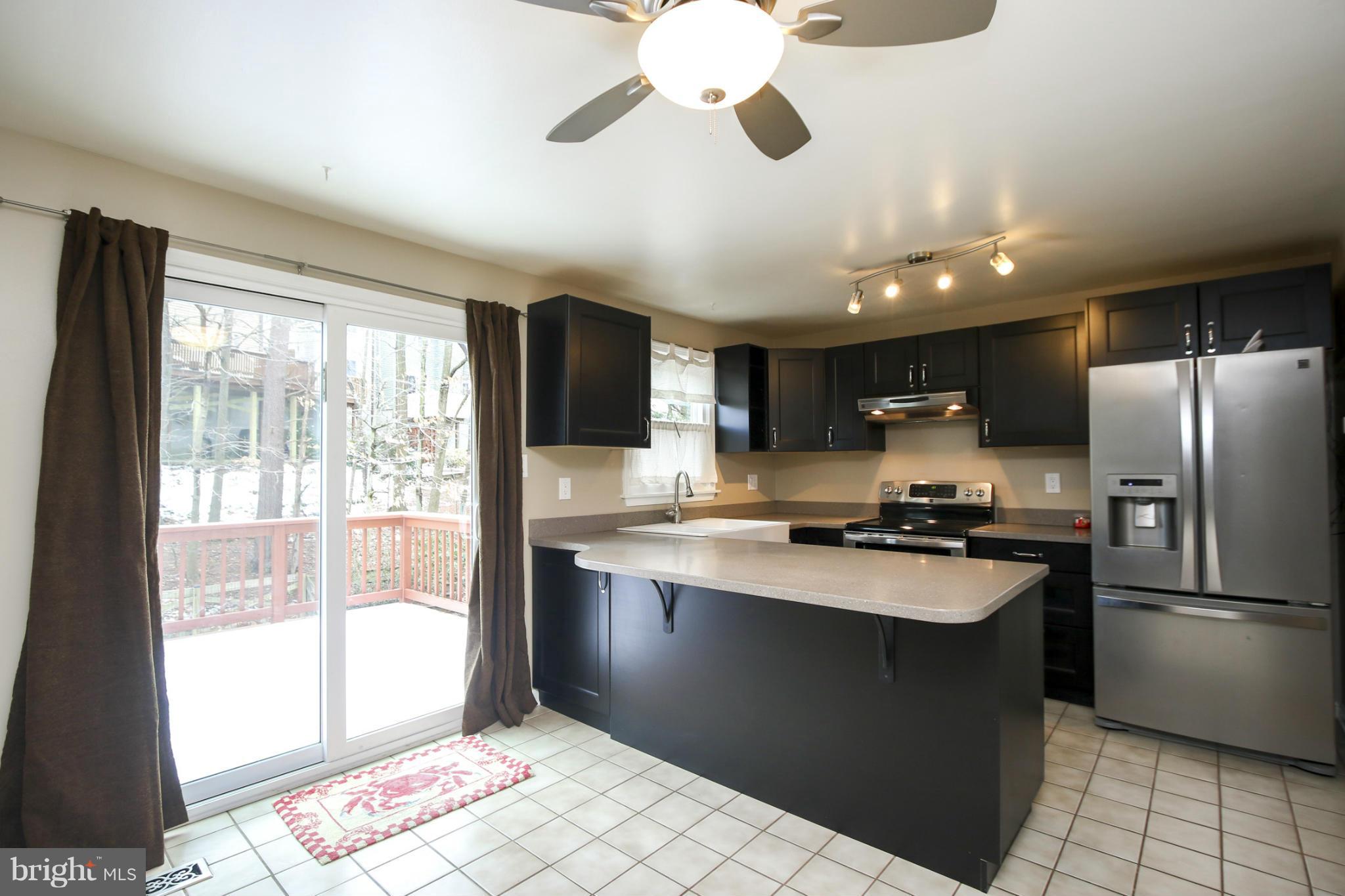9031 Throgmorton Road Baltimore, MD 21234 - Photo 10 of 29 Kitchen