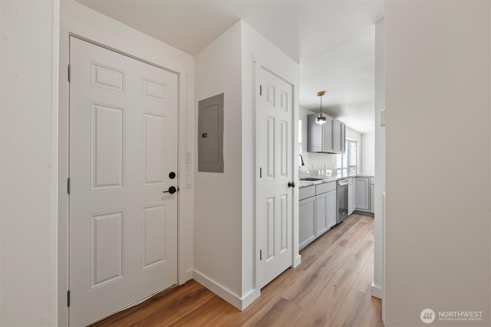 2326 Stoneridge Road Northeast Moses Lake, WA 98837 - Photo 18 of 37 a bathroom with a sink and a mirror