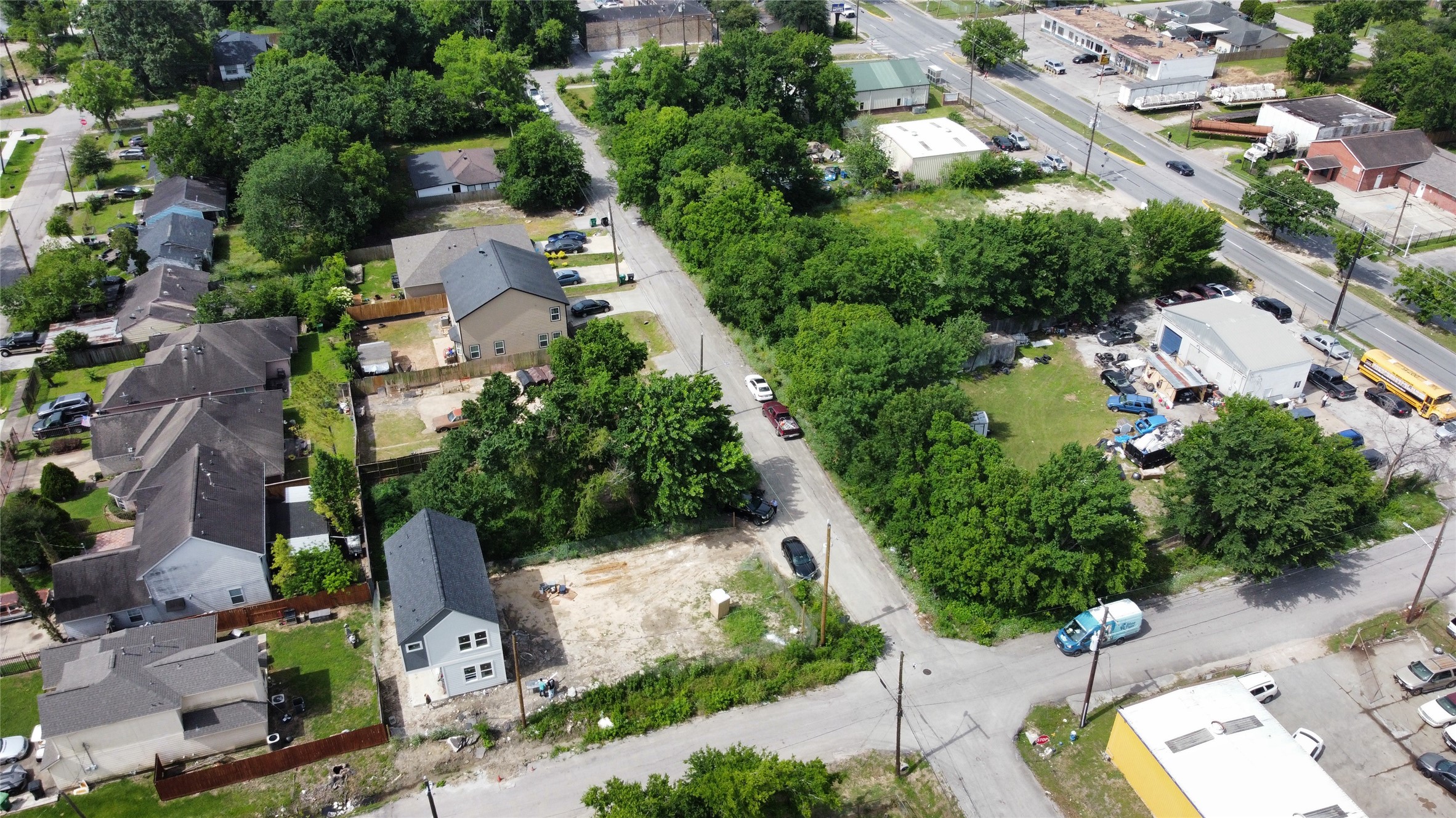 4508 Ward Street Houston, TX 77021 - Photo 3 of 6 an aerial view of residential houses with outdoor space