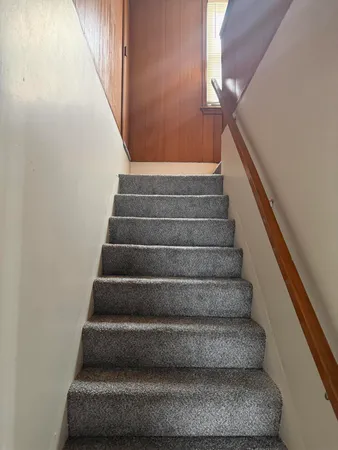 $147,000 | 21004 Syracuse Avenue, Warren, MI 48091