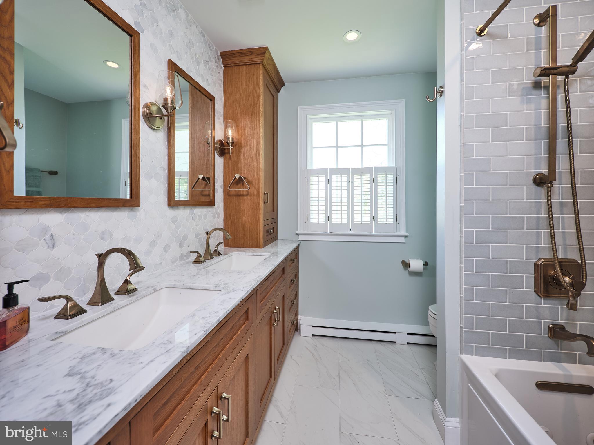1001 Eagle Road Newtown, PA 18940 - Photo 27 of 49 Bath 2
