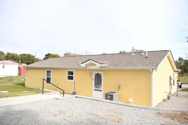 $299,900 | 200 Buckeye Lane, Dayton, TN 37321