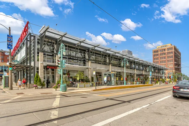 $2,450 | 413 North 2nd Street, Unit 320, Milwaukee, WI 53203