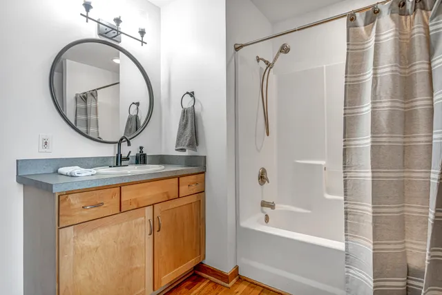 $2,450 | 413 North 2nd Street, Unit 320, Milwaukee, WI 53203