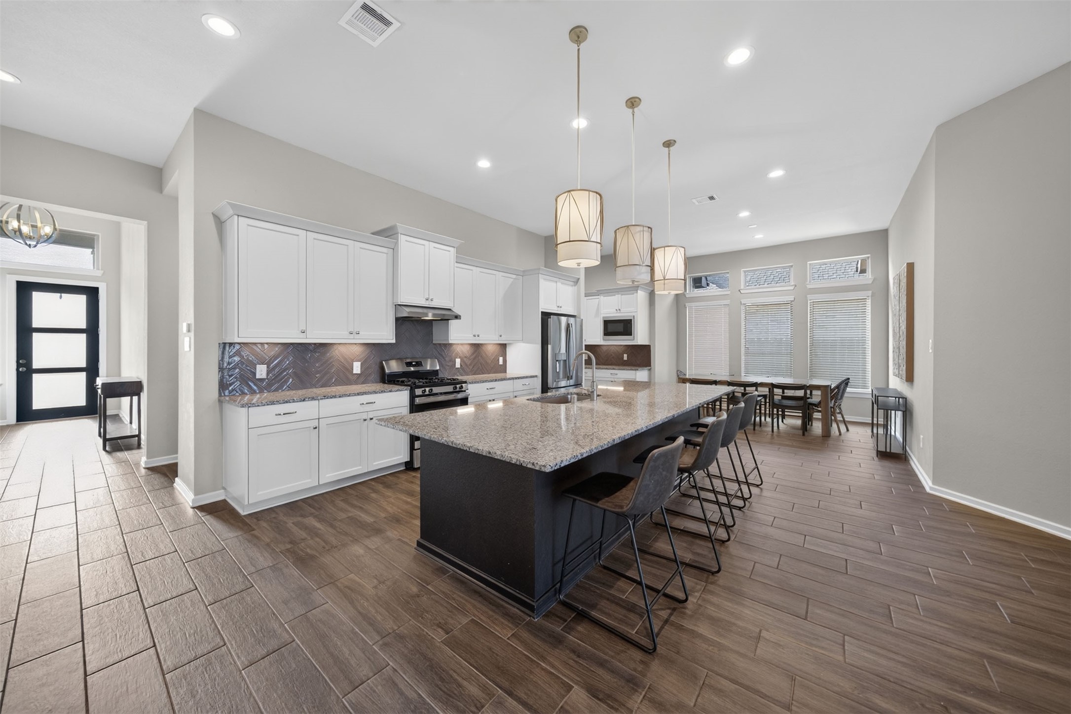 12423 Washington Way Tomball, TX 77375 - Photo 7 of 50