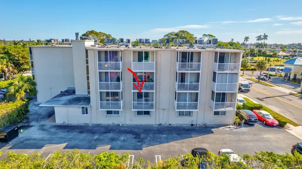 $1,750 | 1131 Southeast 4th Street, Unit 2030, Boynton Beach, FL 33435