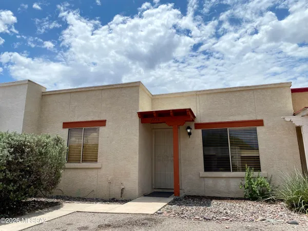 $195,000 | 2716 South Oakenshield Way, Tucson, AZ 85730